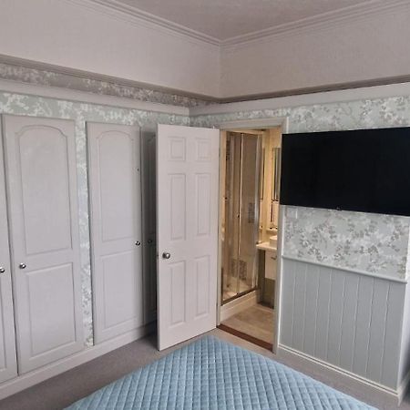 Hotel Hazeldene Aberaeron Esterno foto